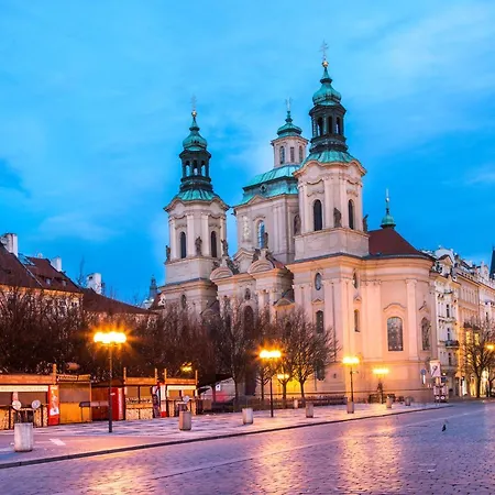 Ξενοδοχείο με διαμερίσματα Charming Historical Charles Bridge Residences Πράγα